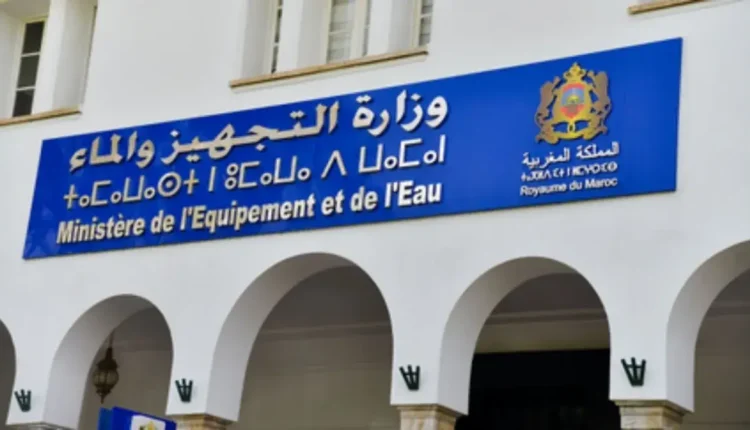 وزارة التجهيز والماء تؤكد على أهمية حمل وثائق سيارات الدولة أثناء التنقل