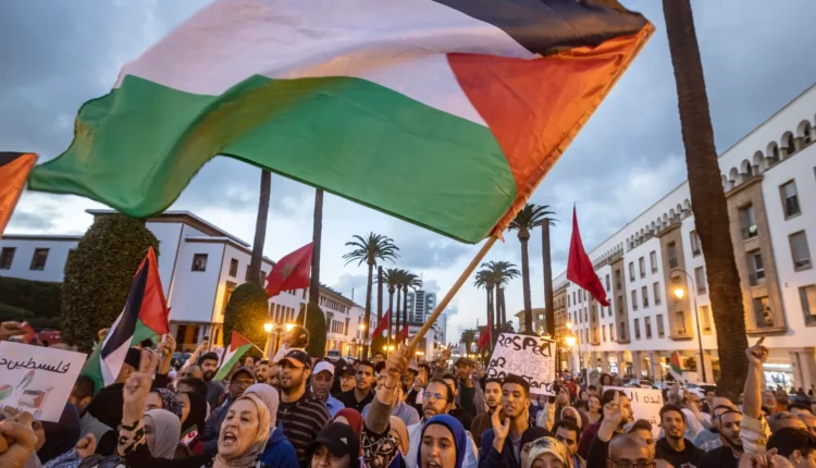 المغاربة يتظاهرون في "جمعة النصر" تأييدًا لغزة وجنين