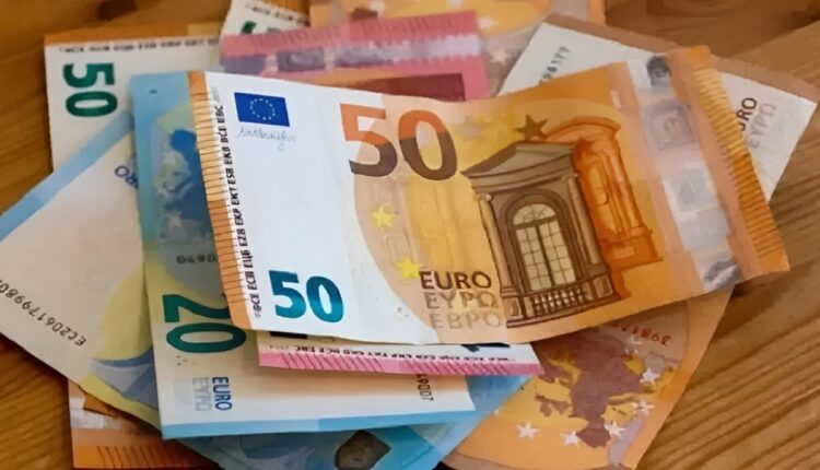 أسعار العملات الأجنبية اليوم الخميس 9 يناير 2024