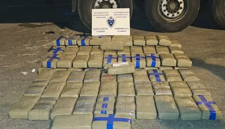 الجمارك بميناء بني أنصار تحبط تهريب 19 كيلوغرامًا من المخدرات