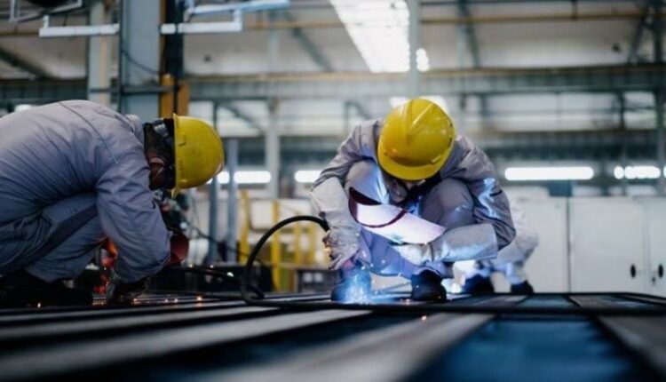 9% فقط من العمال في القطاع الصناعي المغربي يحصلون على تكوين مستمر