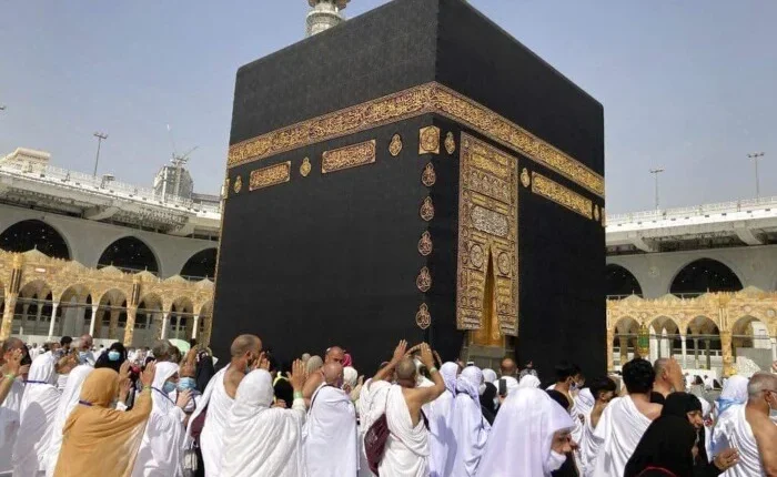 التوفيق: يبحث مع وزير الحج والعمرة السعودي سبل تعزيز التعاون في مجال خدمة ضيوف الرحمن