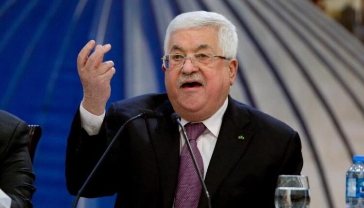 عباس يرفض دعوات تهجير الفلسطينيين من غزة