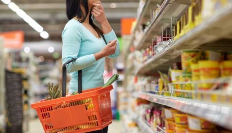 "قافلة المستهلك" تحط الرحال بالداخلة ضمن محطتها ما قبل الأخيرة