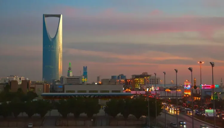 موسكو وواشنطن تتفاوضان في الرياض: محادثات حول التسوية الأوكرانية