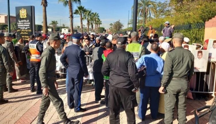 احتجاجات ضحايا زلزال الحوز تطالب بتعويضات عادلة وتسريع إعادة الإعمار