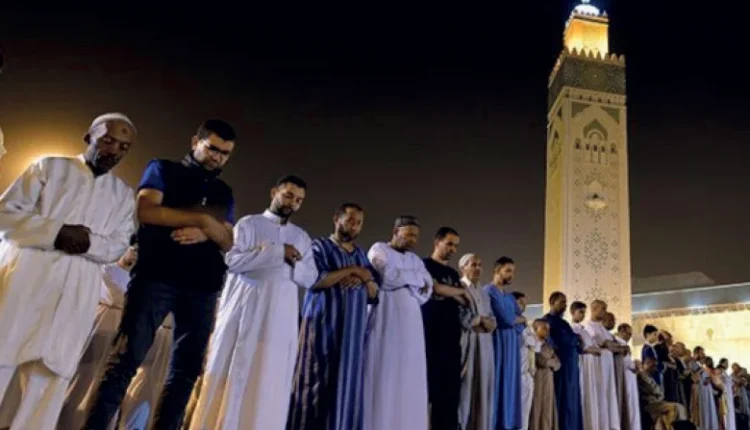 مساجد المغر تعرف إقبالا واسعا من المصلين لأداء صلاة التراويح