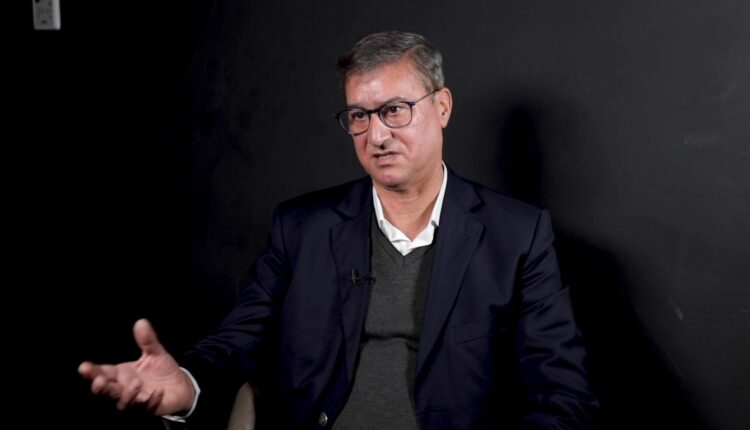 يونس مجاهد