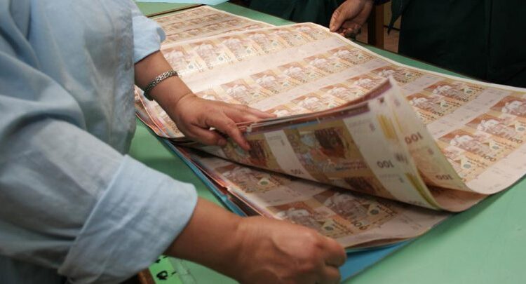 تراجع العجز النقدي بالمغرب إلى 138,6 مليار درهم