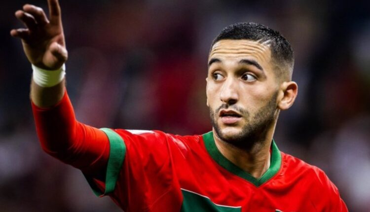 حكيم زياش يعتزل اللعب دوليا