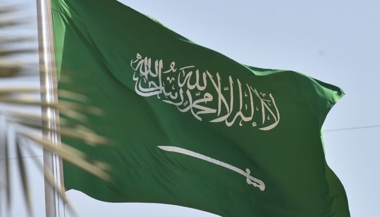 السعودية تدعو لتكثيف الضغوط على إسرائيل لضمان إيصال المساعدات إلى غزة