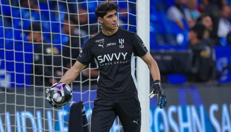 ياسين بونو: تمثيل الهلال في المونديال فخر ومسؤولية