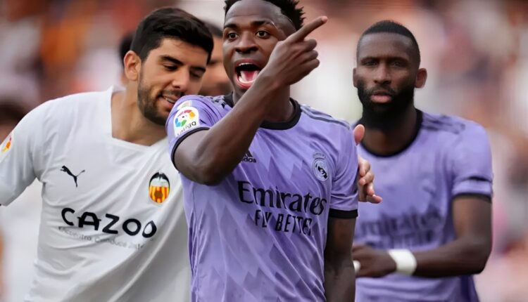 فينيسيوس جونيور تحت ضغط جماهير ريال مدريد بعد الخسارة أمام فالنسيا