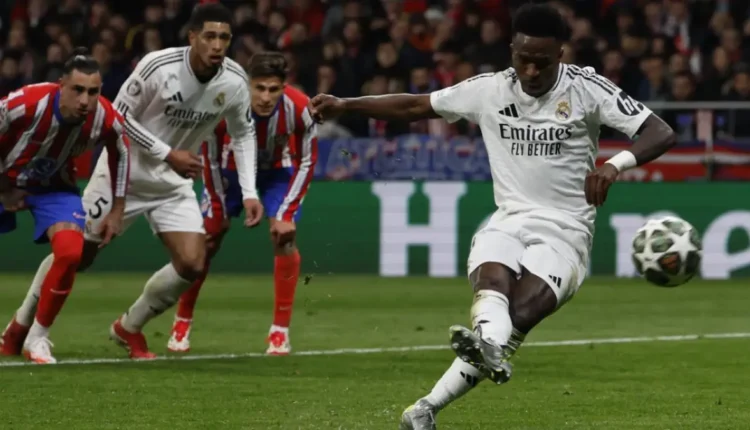 Vinícius bajo presión: Fallo en el penalti provoca la ira de los aficionados