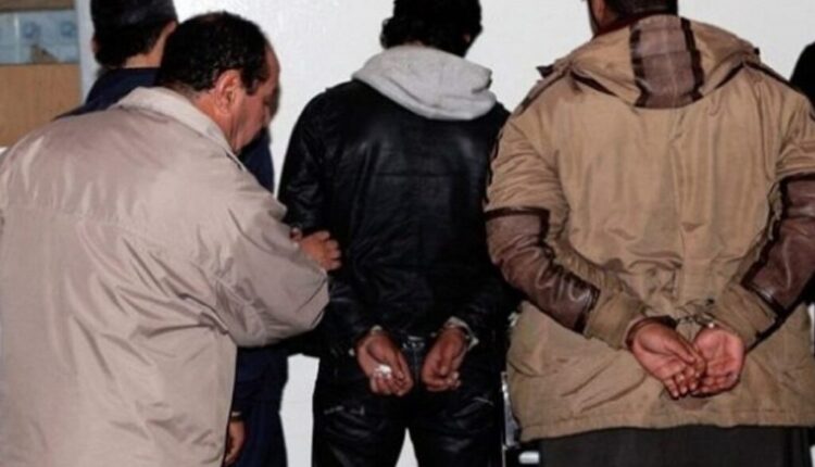 توقيف خمسة عشر شخص ينشطون في عصابة متخصصة في التزوير
