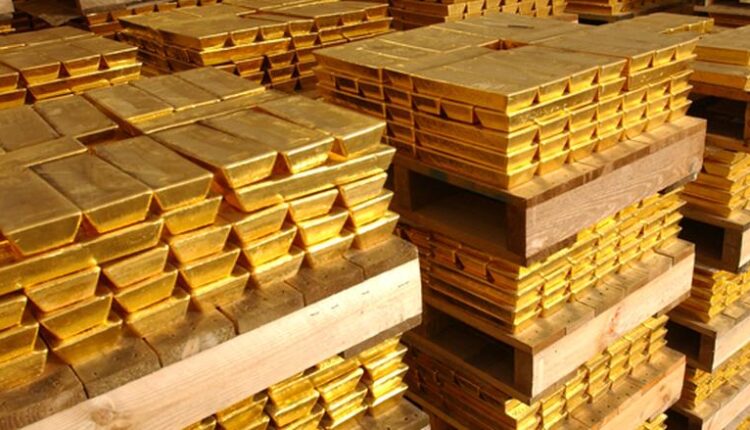 اتفاق تجاري أمريكي بريطاني يضغط على أسعار الذهب ويسبب تراجعًا حادًا
