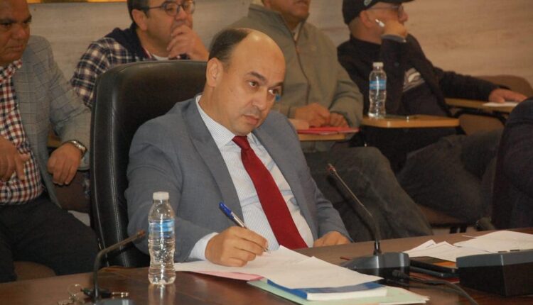 منير شنتير يتعرض لإصابة خلال تفقد مشروع تهيئة بمدينة تازة