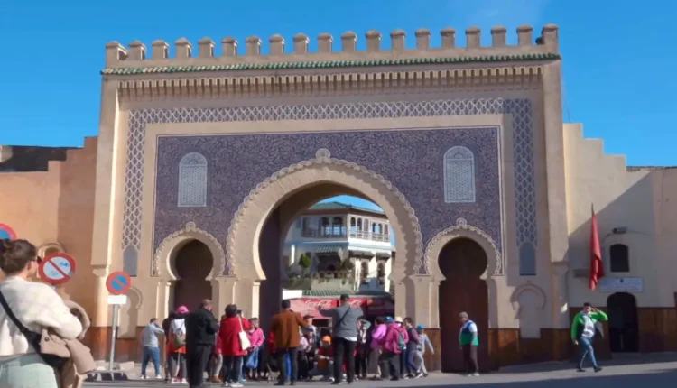 جهة فاس مكناس وسونتر فال دو لوار يعززان التعاون في قطاعات الحرف والسياحة والفروسية