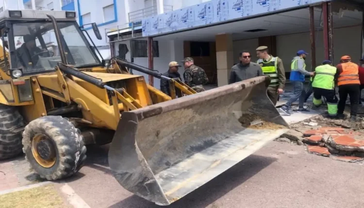 انطلاق حملة هدم واسعة بمناطق دار بوعزة وسكورة لمخالفات استغلال الملك البحري العام