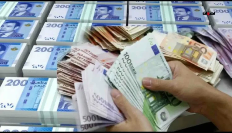 بنك المغرب يسجل ارتفاع سعر صرف الدرهم مقابل الدولار واتجاهات مؤشر السوق المالي