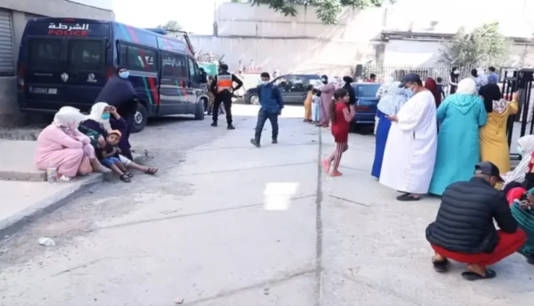 جريمة قتل بشعة: ابن يطعن والدته المسنّة حتى الموت في الدار البيضاء