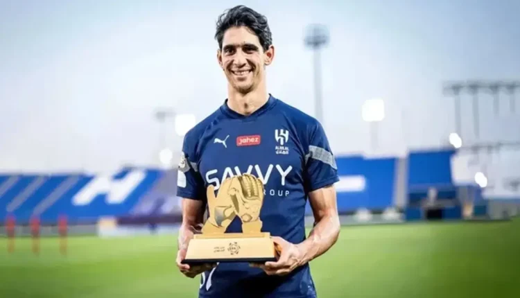 بونو يحقق جائزة أفضل تصدي في دوري روشن السعودي