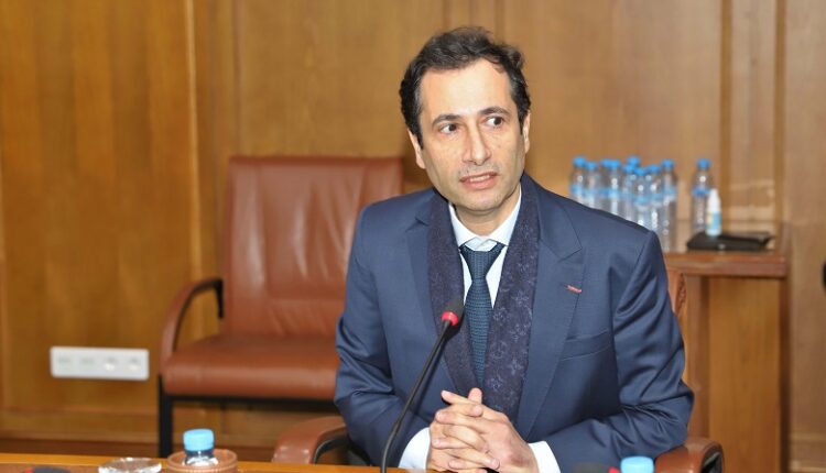 بنشعبون يقود تغييرات جذرية في هيكلة مجلس إدارة اتصالات المغرب بعد رحيل أحيزون