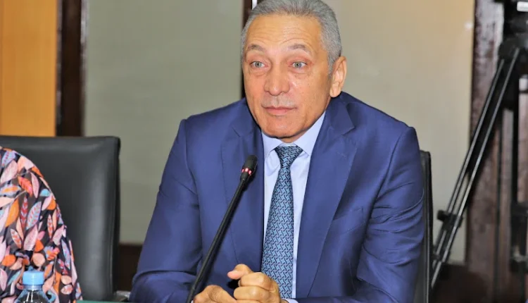 مولاي حفيظ العلمي يصفّي فرع 'سهام' في فرنسا للتركيز على إفريقيا"