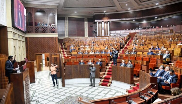 فشل المعارضة في مجلس النواب في توحيد صفوفها بشأن ملتمس الرقابة على حكومة أخنوش