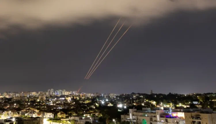 "إيران تطلق صواريخ باتجاه إسرائيل في ماسمي بالوعد الصادق 3"