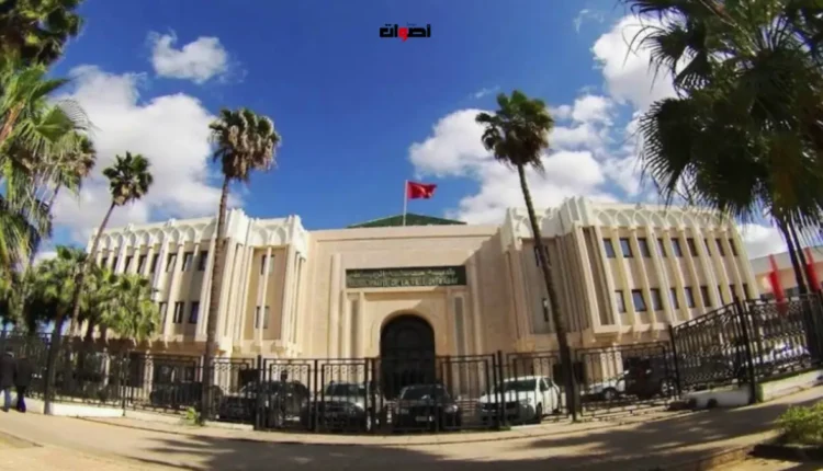 اعتقالات وغموض حول ملف الموظفين الأشباح يثيران توترًا في جماعة الرباط