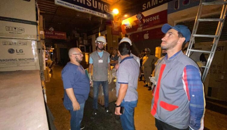 هل يشعل الربط العشوائي شرارة الخطر بسوق كاسابراطا؟ حملة ليلية تكشف المستور في طنجة