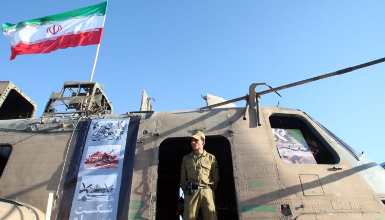 الجيش الإسرائيلي يغتال عنصراً في فيلق القدس الإيراني بقصف مركبة قرب بيروت