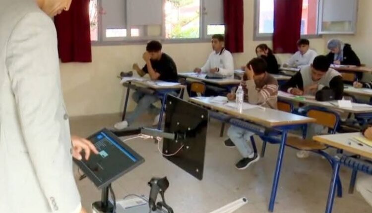 أول حالة غش يتم ضبطها عبر جهاز ذكي في امتحانات البكالوريا بتيزنيت