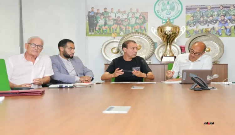 إعلان عن تسليم السلط بين عبد الله بيرواين وجواد الزيات في الرجاء الرياضي