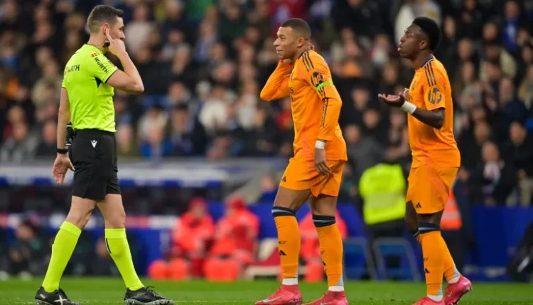 هل تعرض ريال مدريد لمؤامرة لصالح برشلونة؟