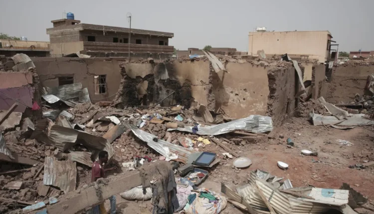 السودان : 24 قتيلاً و55 جريحاً في مجزرة بالسوق والسكن المدني