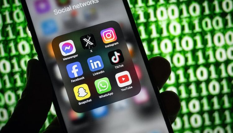 انتحال الهويات في مواقع التواصل جريمة تستحق الردع والسجن