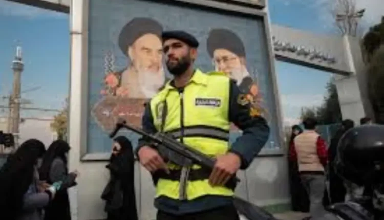 طهران تعلن إعدام جاسوس بتهمة التخطيط لاختراق سيبراني كبير لصالح الموساد