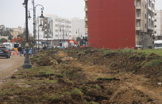 طنجة :تعويض مالكي العقارات المُزالة لتوسعة الطريق المؤدي للملعب الكبير بشقق سكنية ومبالغ مالية