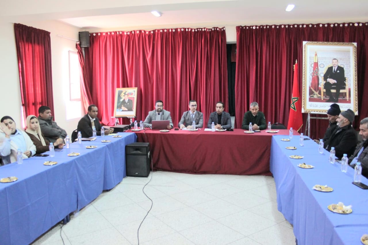 جانب من اللقاء التواصل خلال مداخلة المنذوب الاقليمي للتعاون الوطني