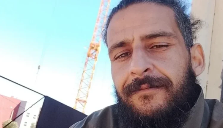 الناشط والمجاز المعطل محمد أيت الوسكاري