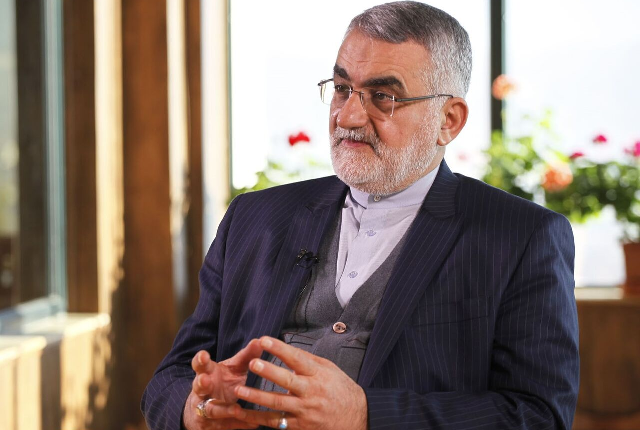 نائب إيراني يوجه تهديدات لترامب ونتنياهو