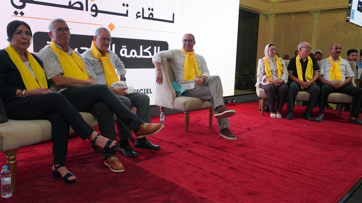 فاس: "أوزين" يقطر الشمع على حكومة "أخنوش" ويهاجم زعيم موقع إلكتروني داعيا لمنح حزبه فرصة للتدبير