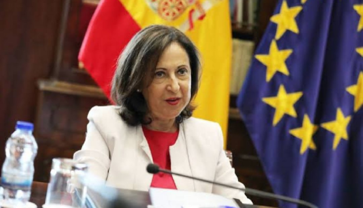 وزيرة الدفاع الإسبانية تنفي تعرضها لابتزاز من المغرب